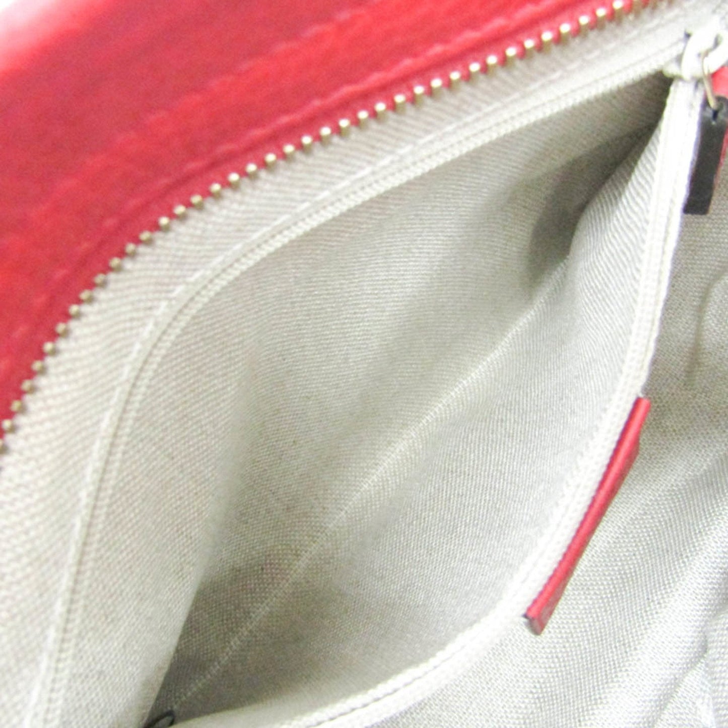 Gucci Gg Canvas Red Canvas Handbag ()