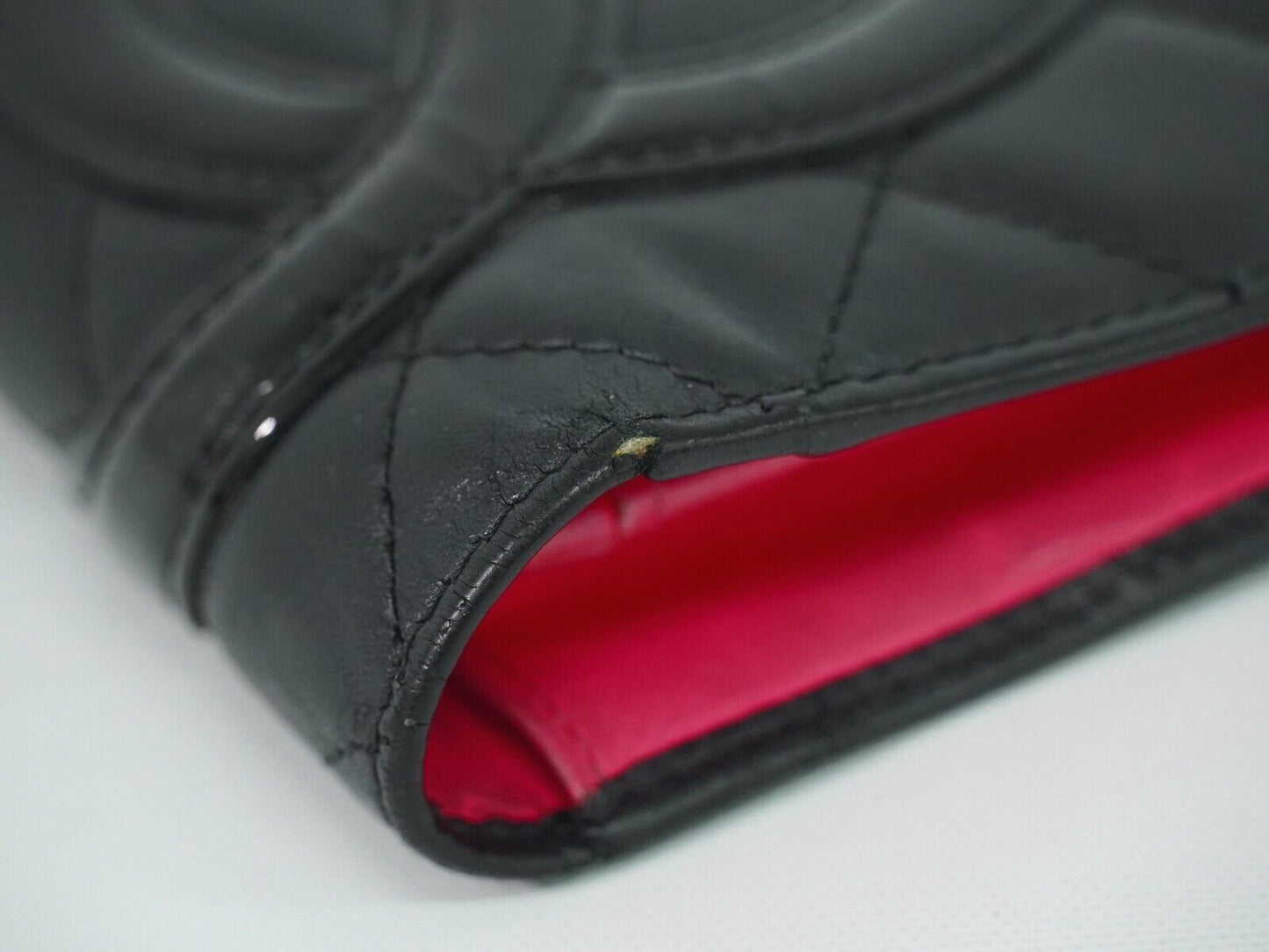 Chanel Black Leather Wallet ()