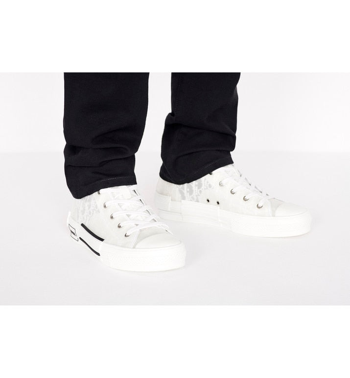 B23 High-Top Sneaker • White Dior Oblique Canvas