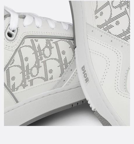 B27 Low-Top Sneaker • White and Gray Smooth Calfskin with White Dior Oblique Galaxy Leather