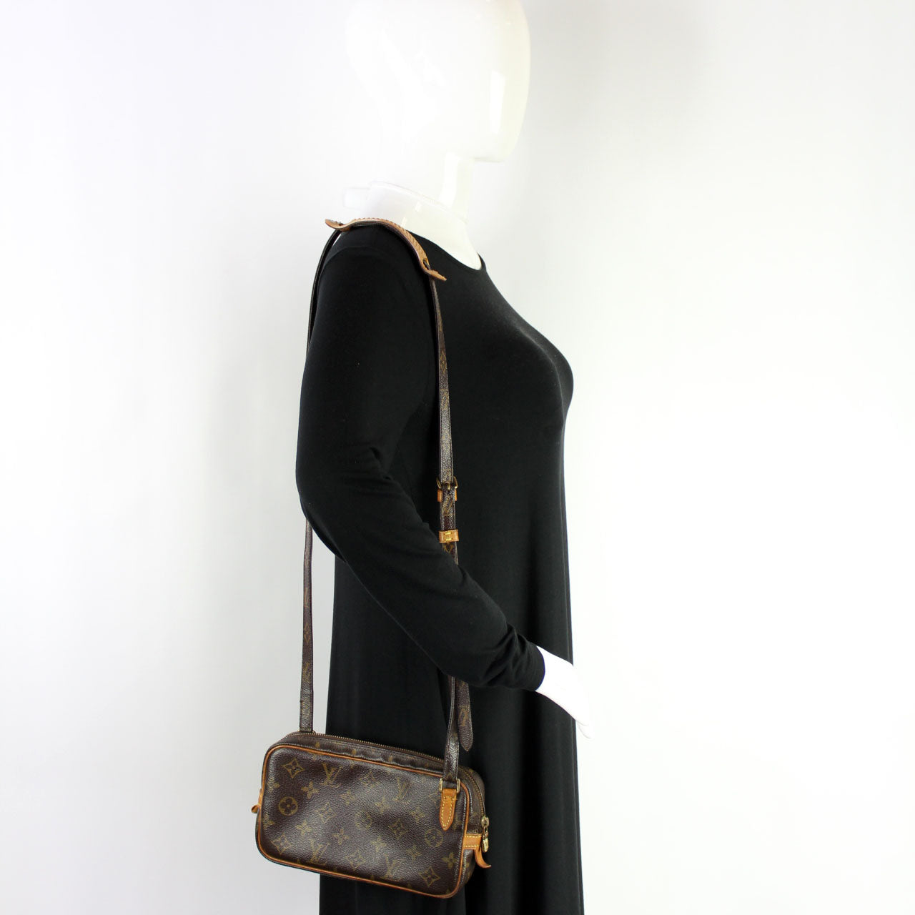 Pochette Marly Bandouliere Monogram