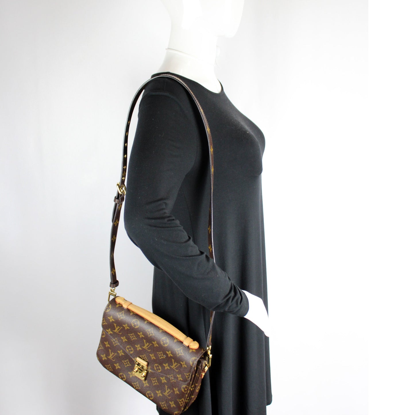 Pochette Metis Monogram