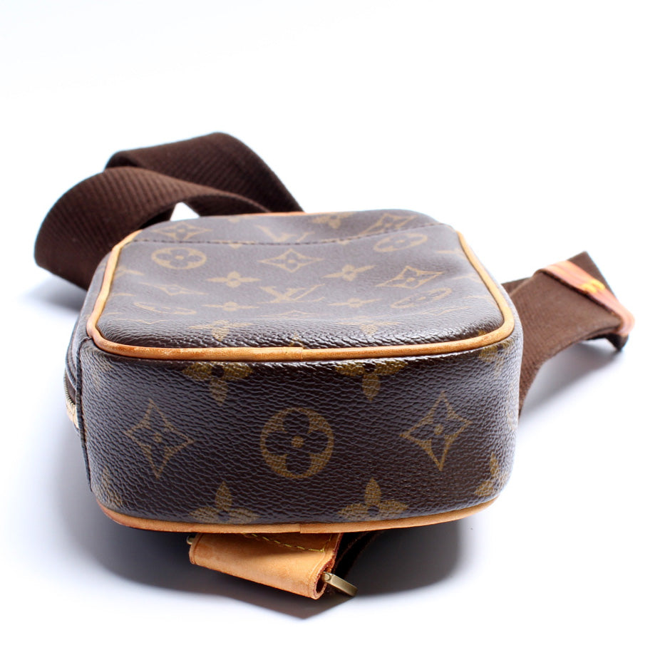 Pochette Gange Monogram
