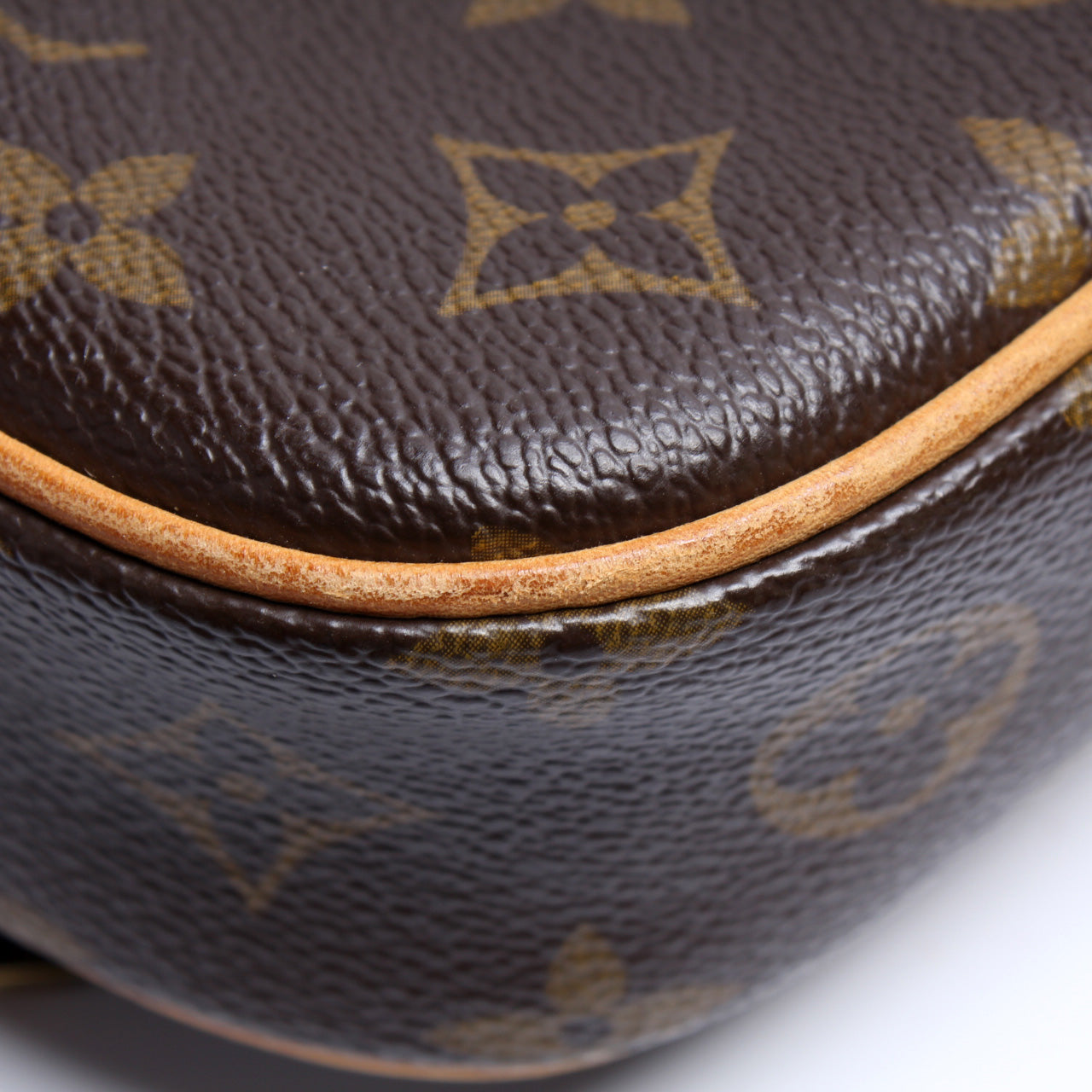 Pochette Gange Monogram