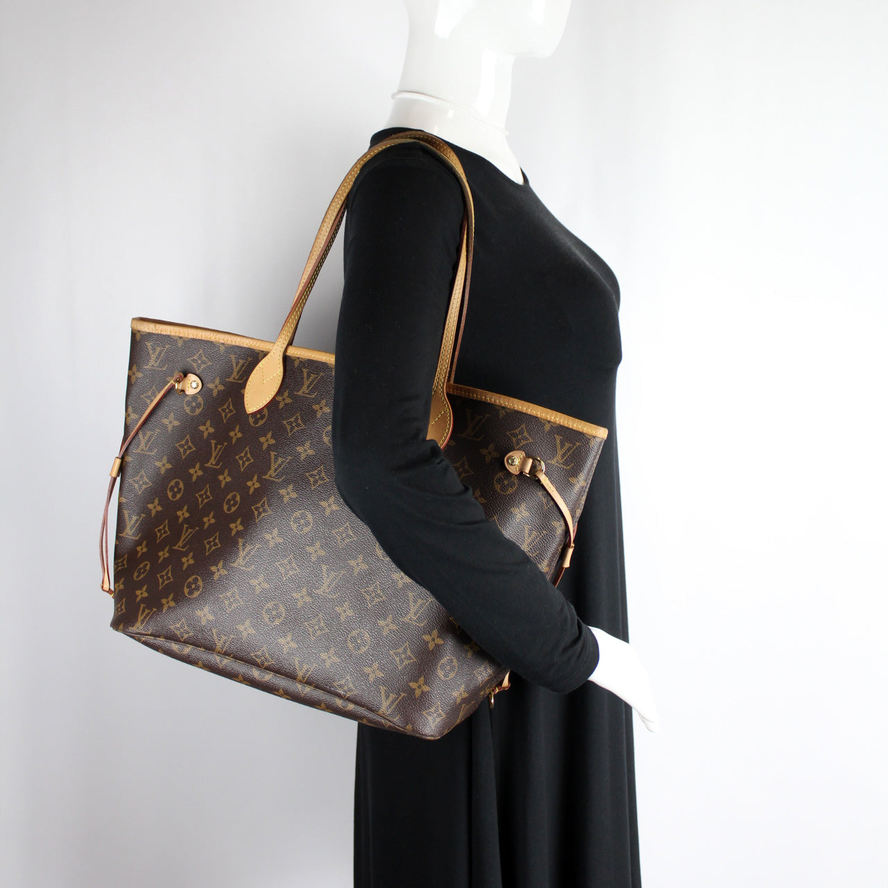 Neverfull MM Monogram