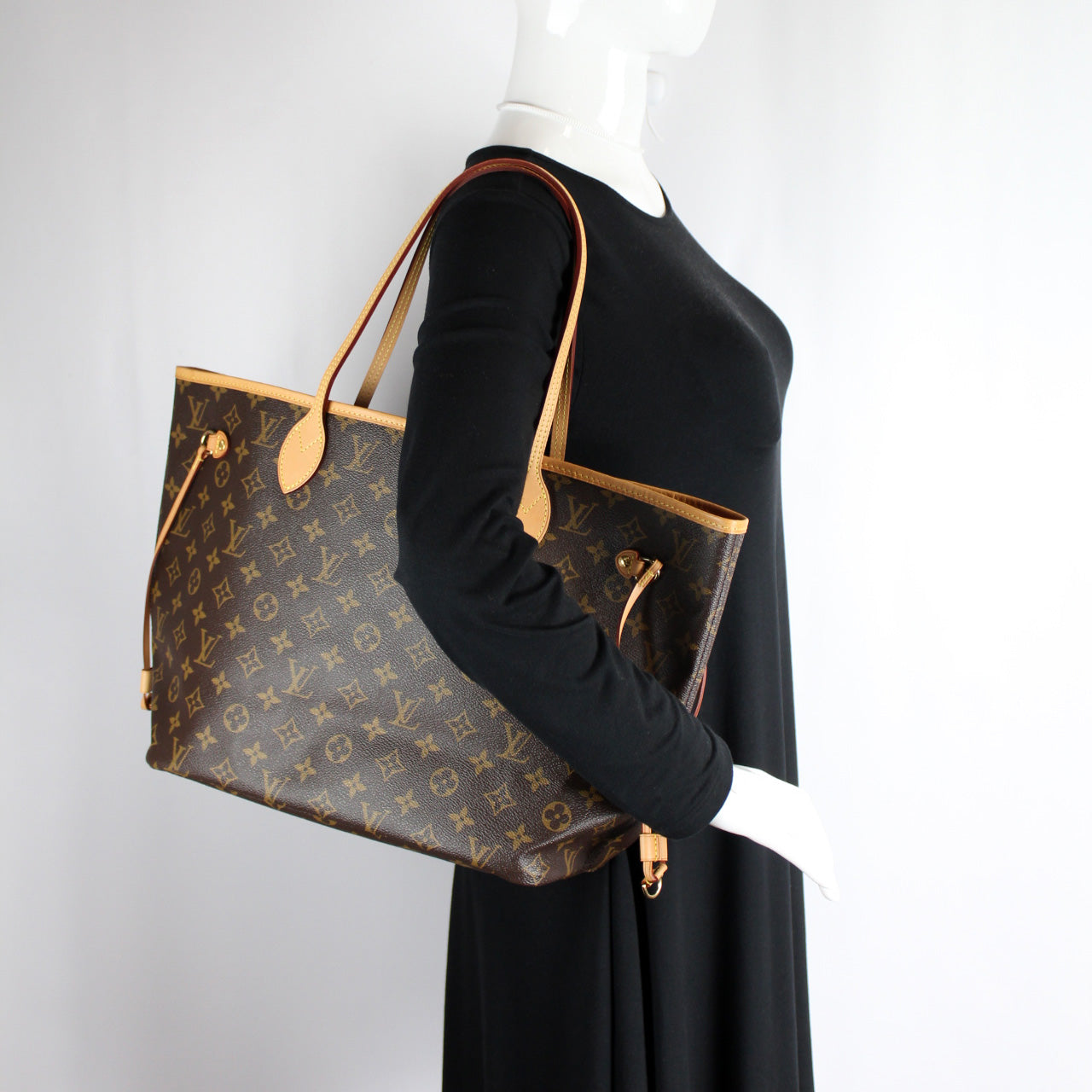 Neverfull MM Monogram