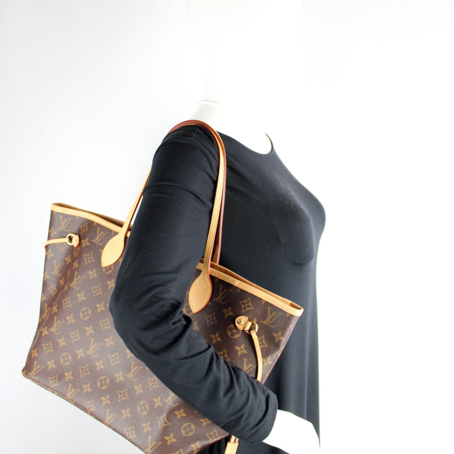 Neverfull MM Monogram