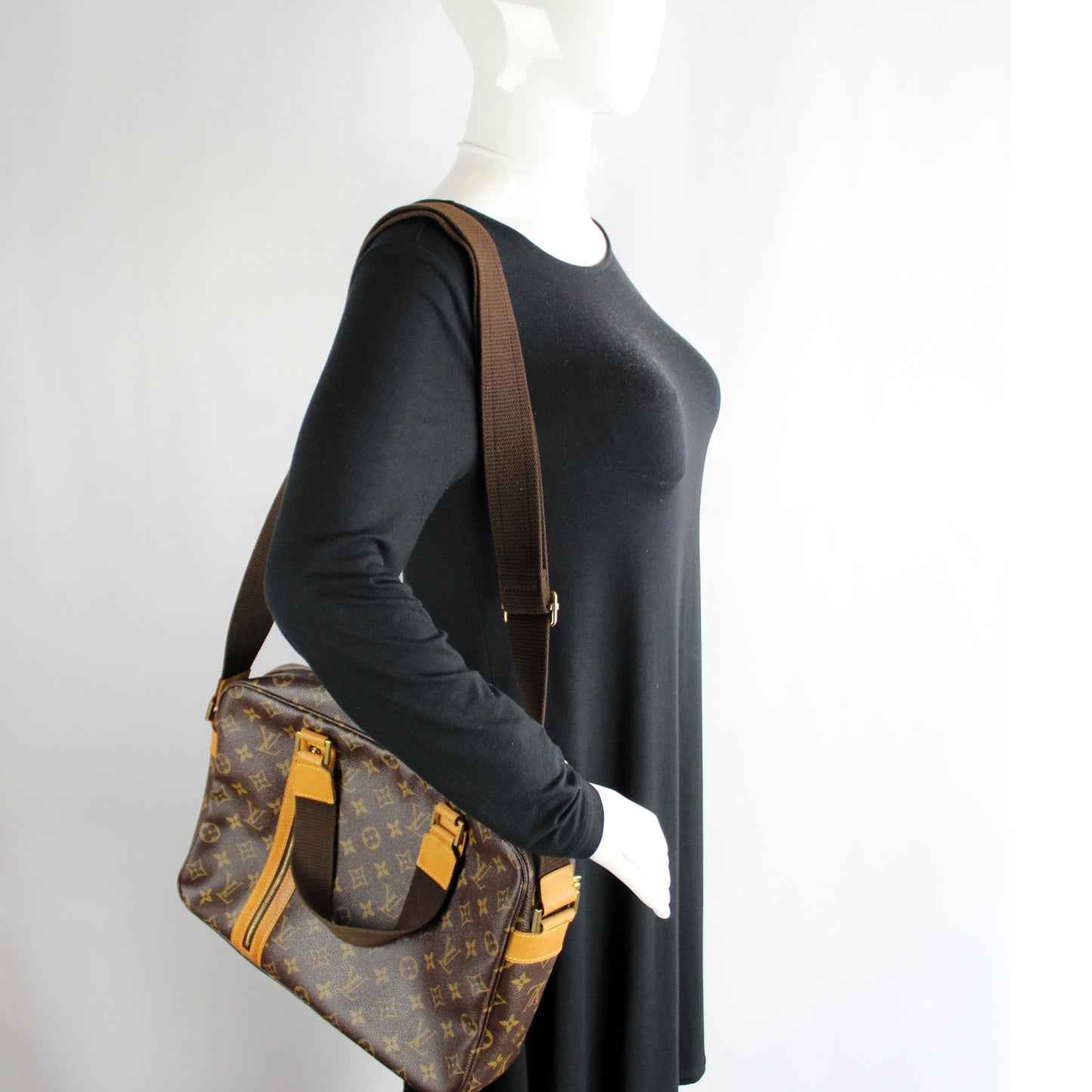 Sac Bosphore Messenger Monogram