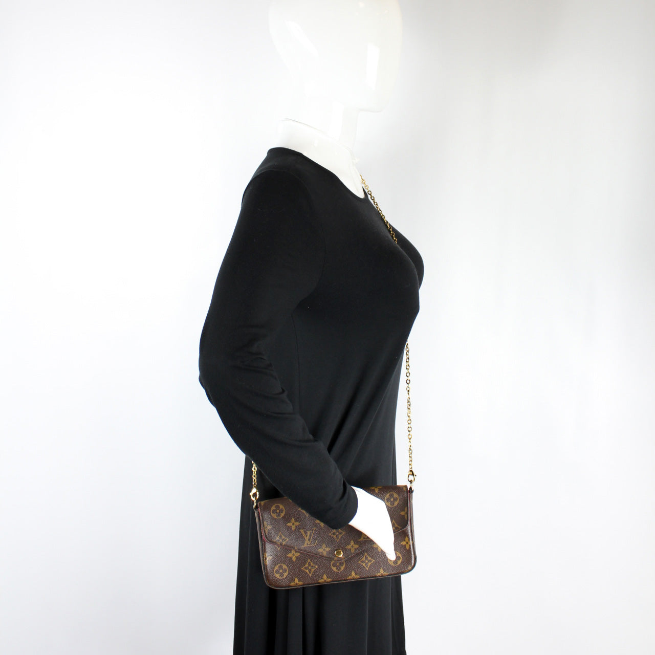 Pochette Felicie Monogram