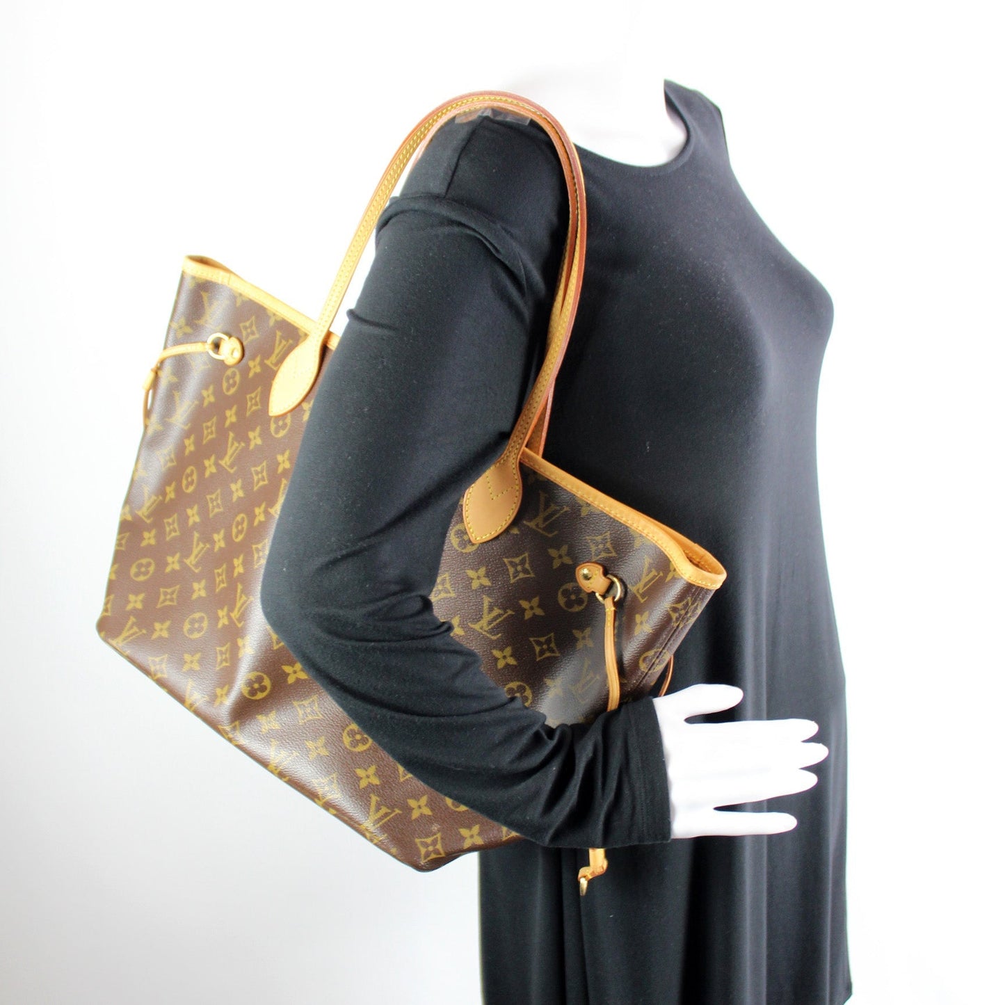 Neverfull MM Monogram