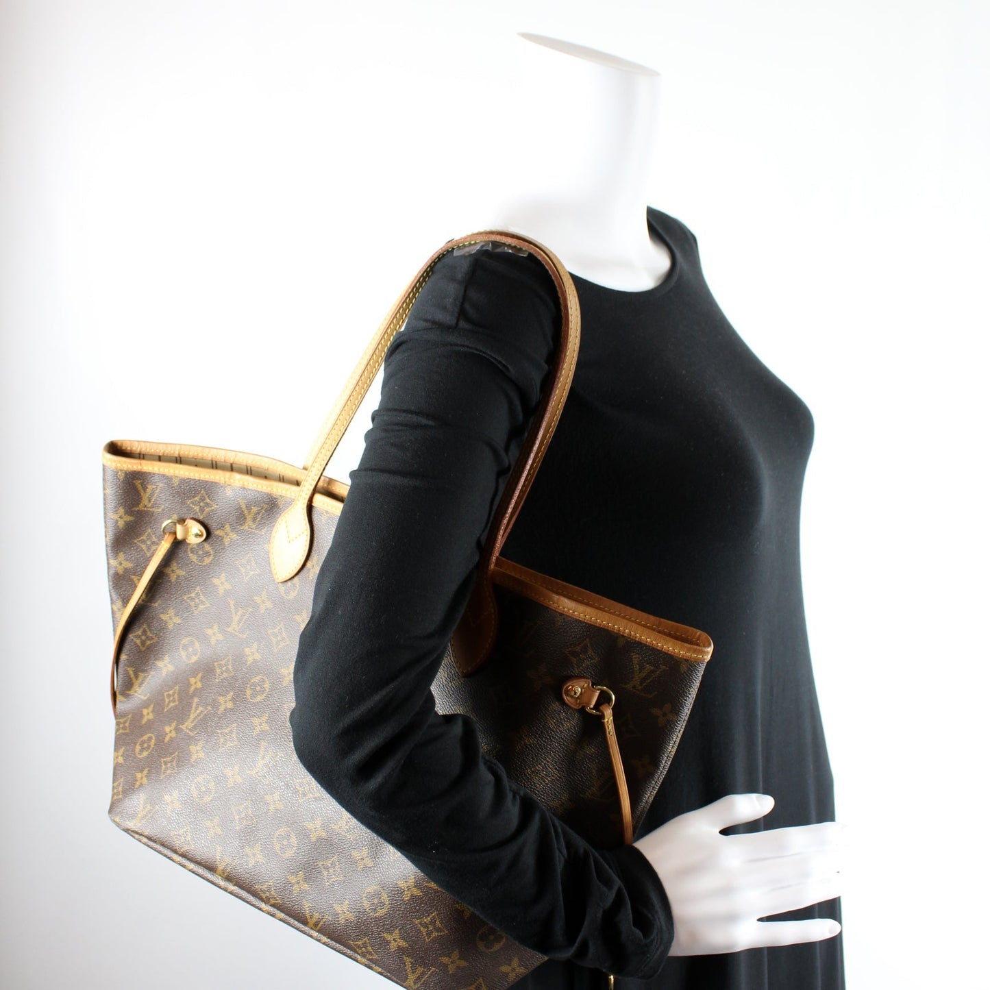 Neverfull MM Monogram