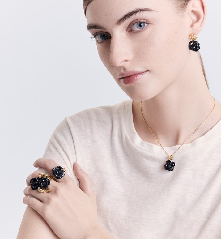 Rose Dior Pré Catelan Necklace • Yellow Gold and Onyx