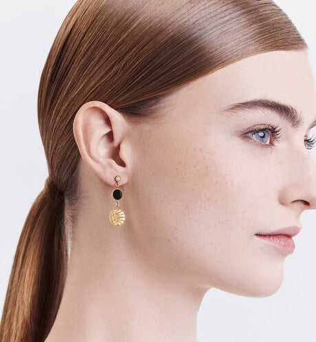 Rose Des Vents and Rose Céleste Earrings • Yellow and White Gold, Diamond, Mother-of-Pearl and Onyx