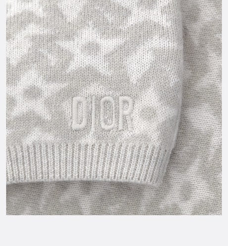 Baby Cardigan • Ivory Wool and Cashmere Jacquard Knit with Gray Stars