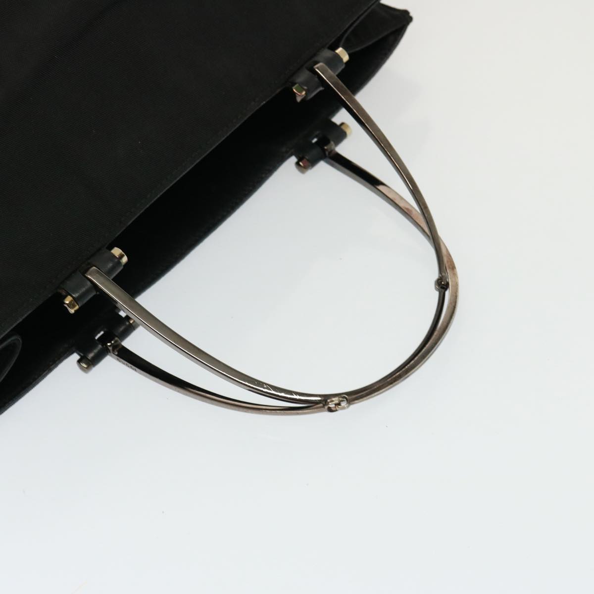 Gucci -- Black Synthetic Handbag ()