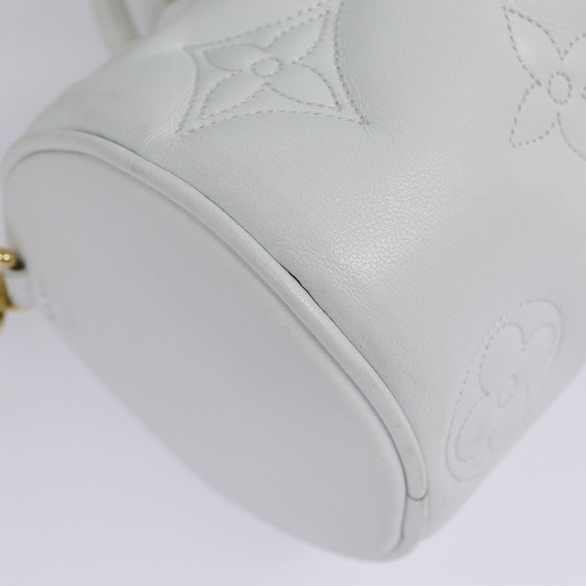 Louis Vuitton Papillon White Leather Handbag ()