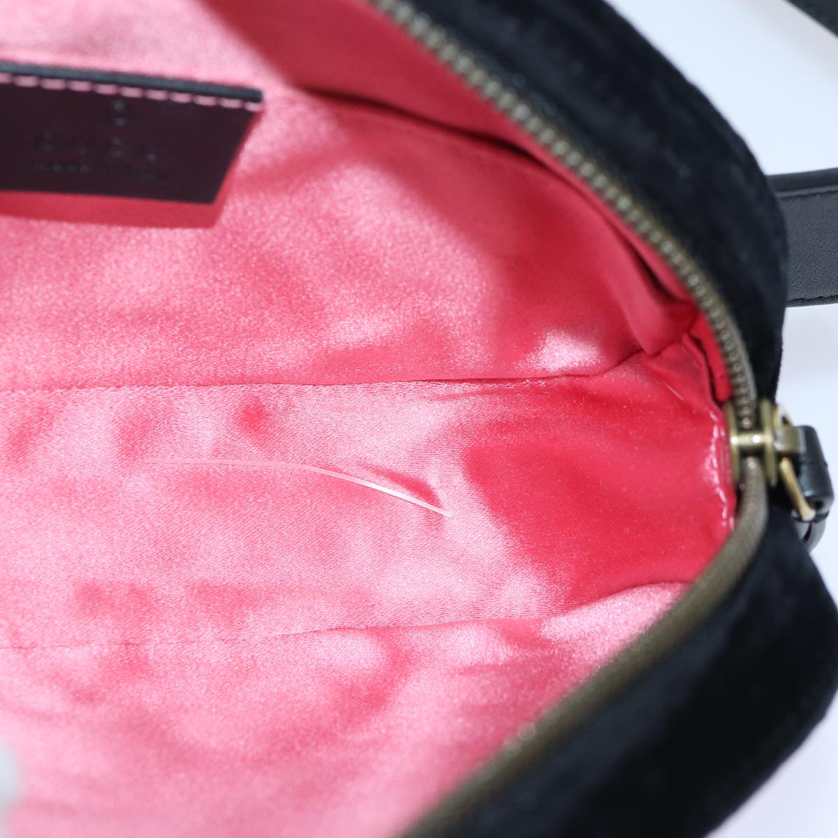 Gucci Gg Marmont Black Velvet Clutch Bag ()