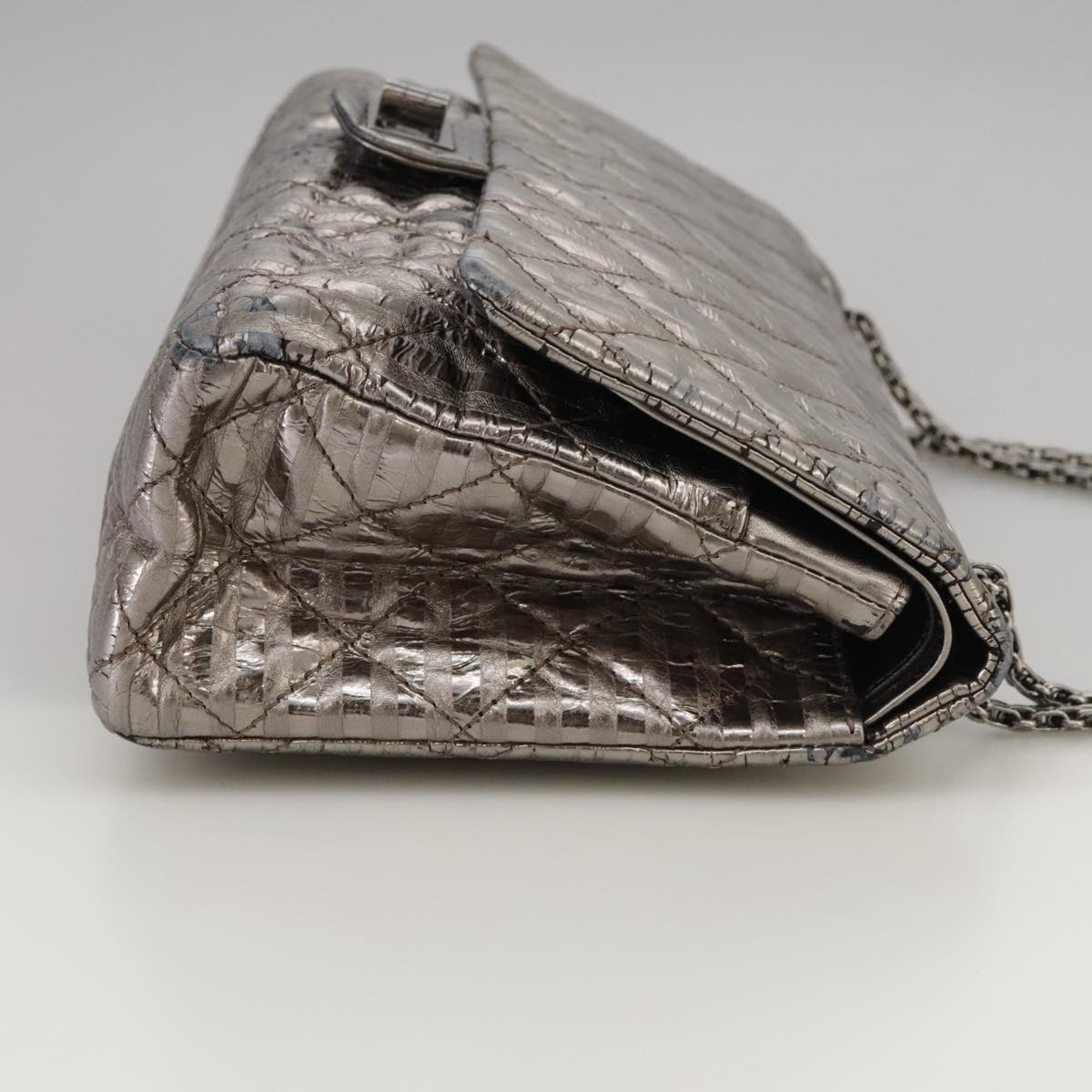 Chanel 2,55 Silver Leather Shoulder Bag ()