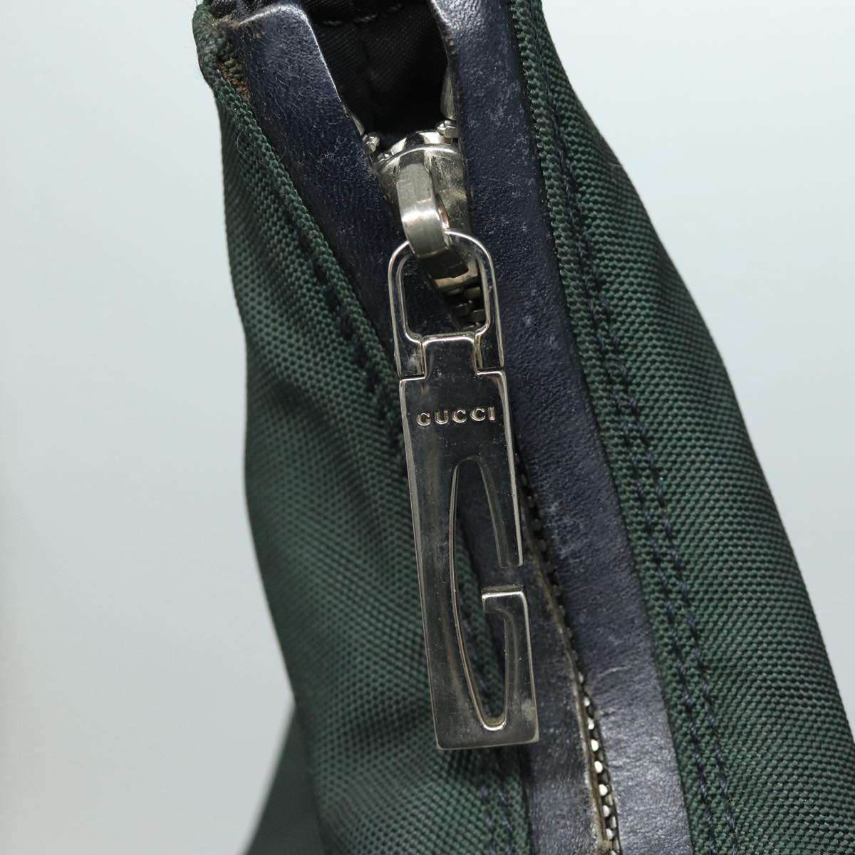 Gucci Hobo Khaki Synthetic Shoulder Bag ()