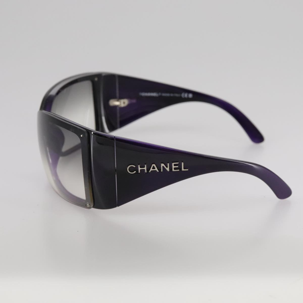 Chanel Purple Plastic Glasses ()