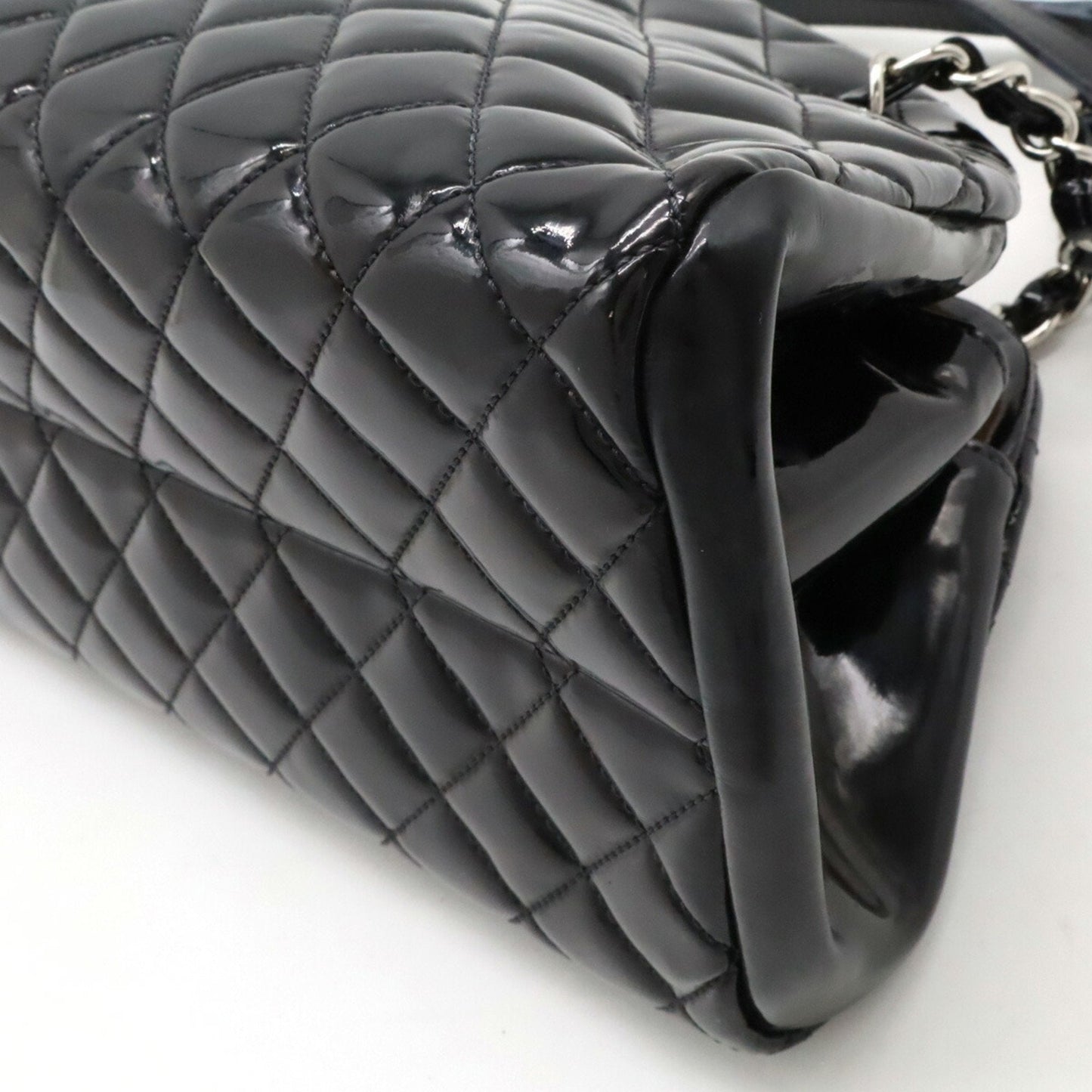 Chanel Black Shoulder Bag ()