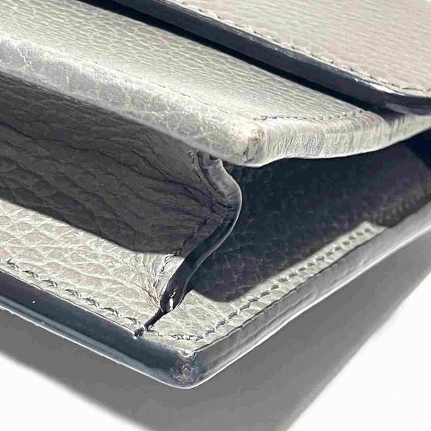 Gucci Gray Leather Chain/Shoulder Wallet ()