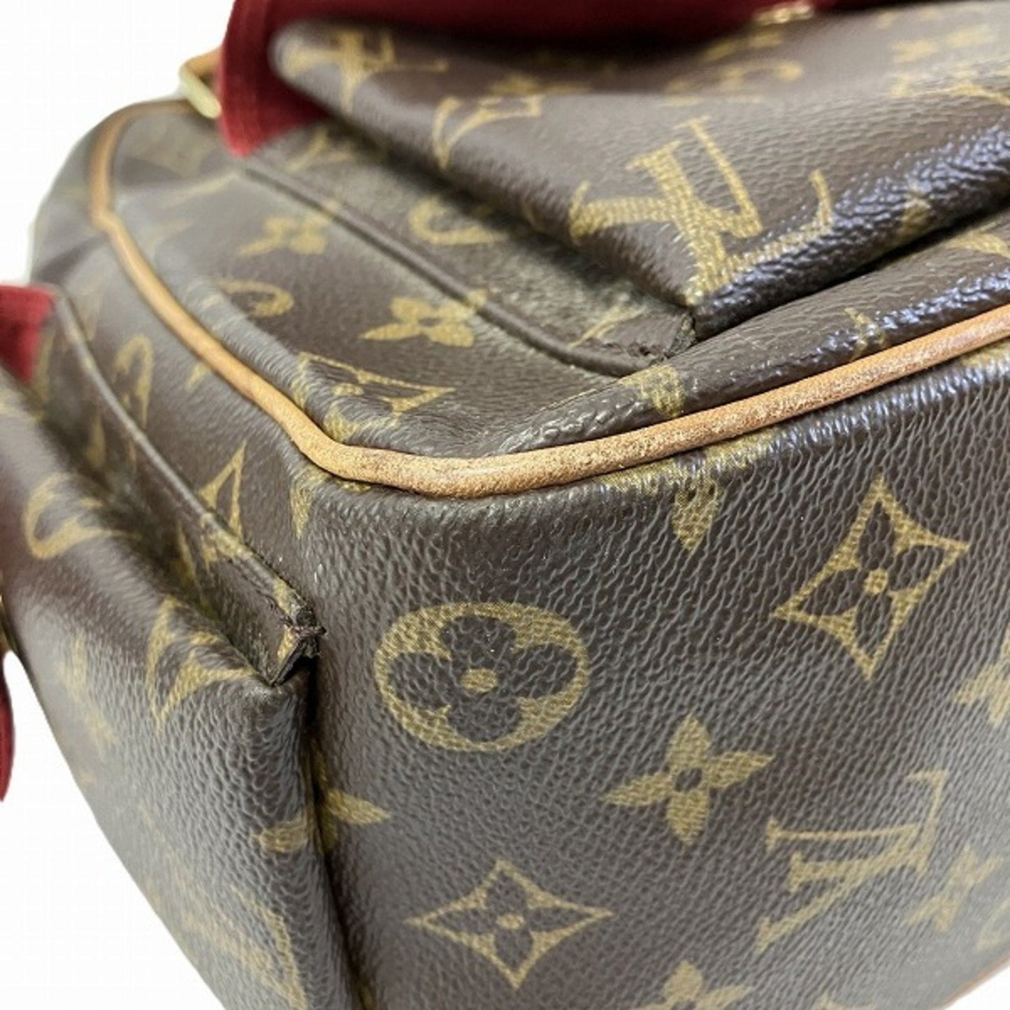 Louis Vuitton Brown Handbag ()