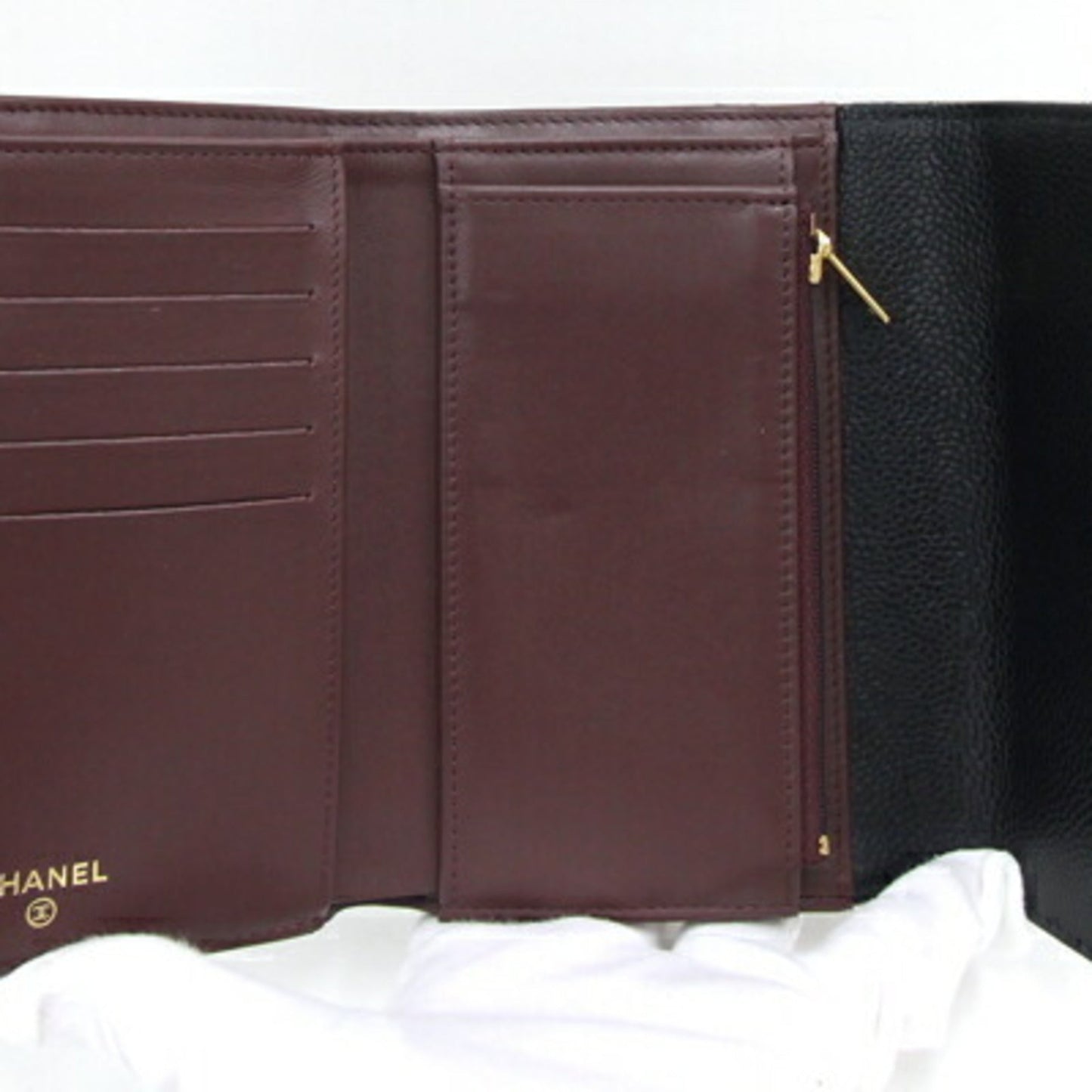 Chanel Black Grained Calfskin Wallet (Tri-Fold) ()