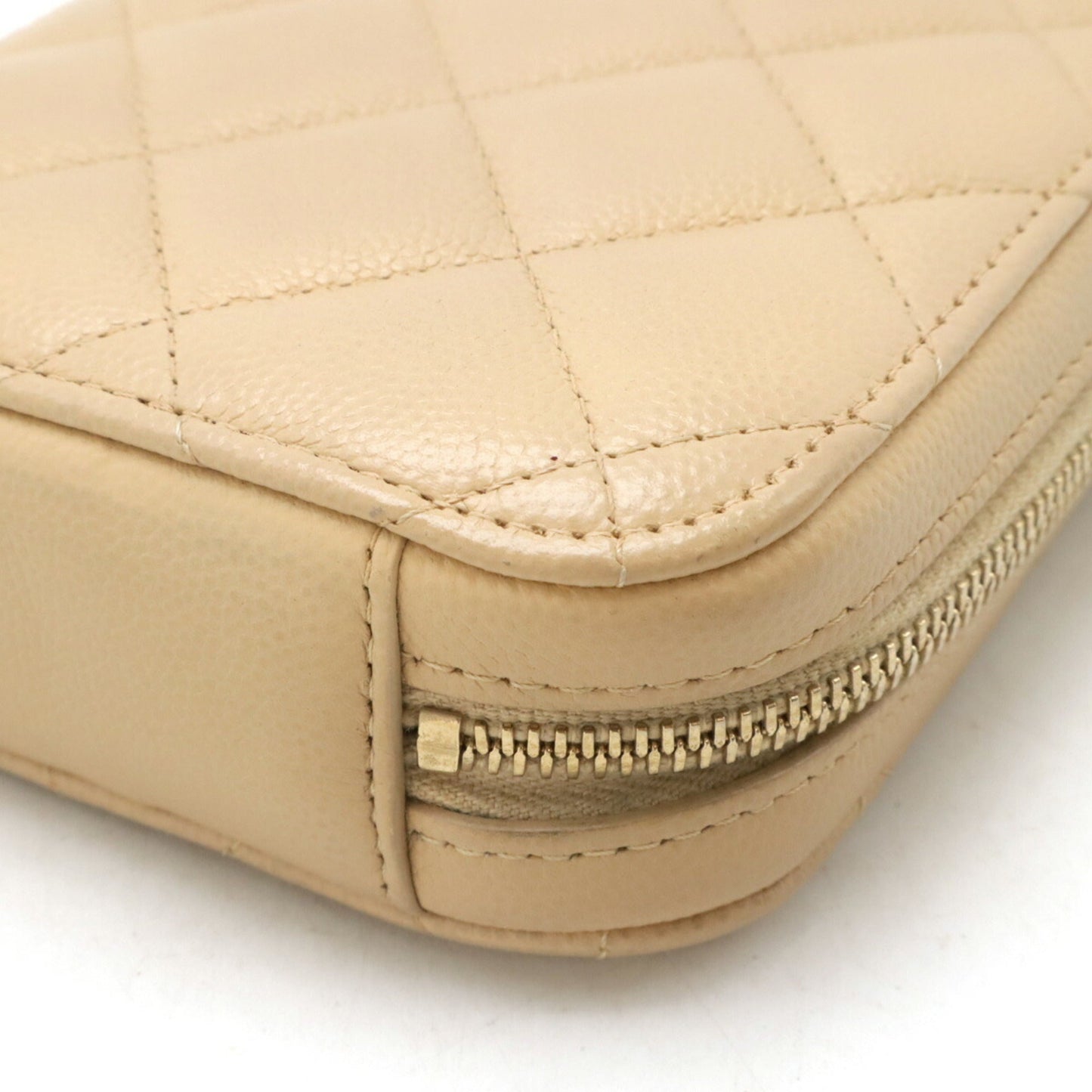 Chanel Beige Leather Shoulder Bag ()
