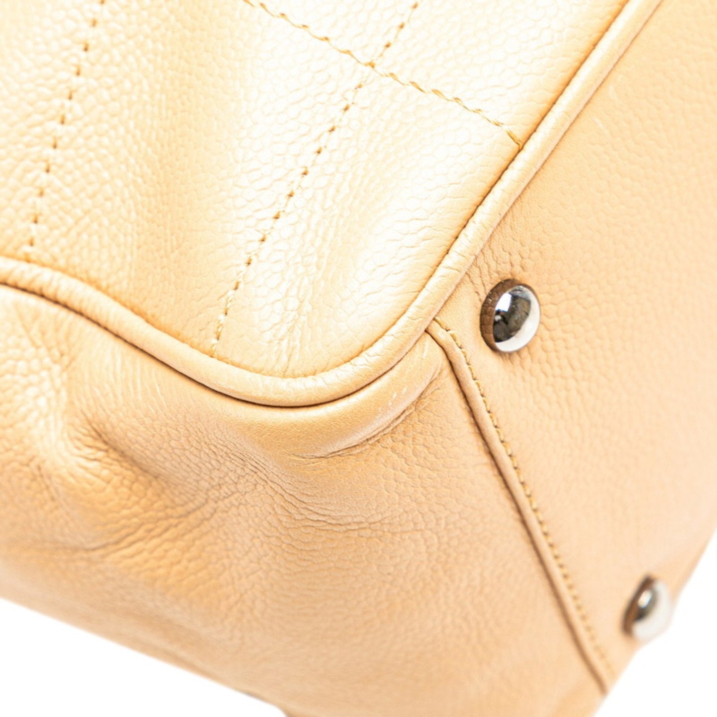 Chanel Beige Leather Handbag Tote Bag ()