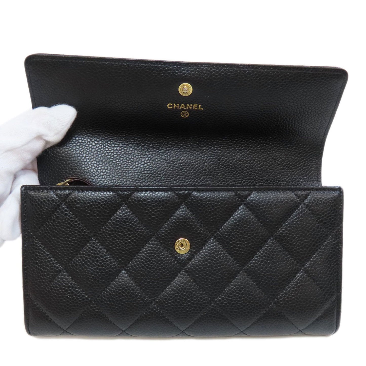 Chanel Black Grained Calfskin Long Wallet (Bi-Fold) ()