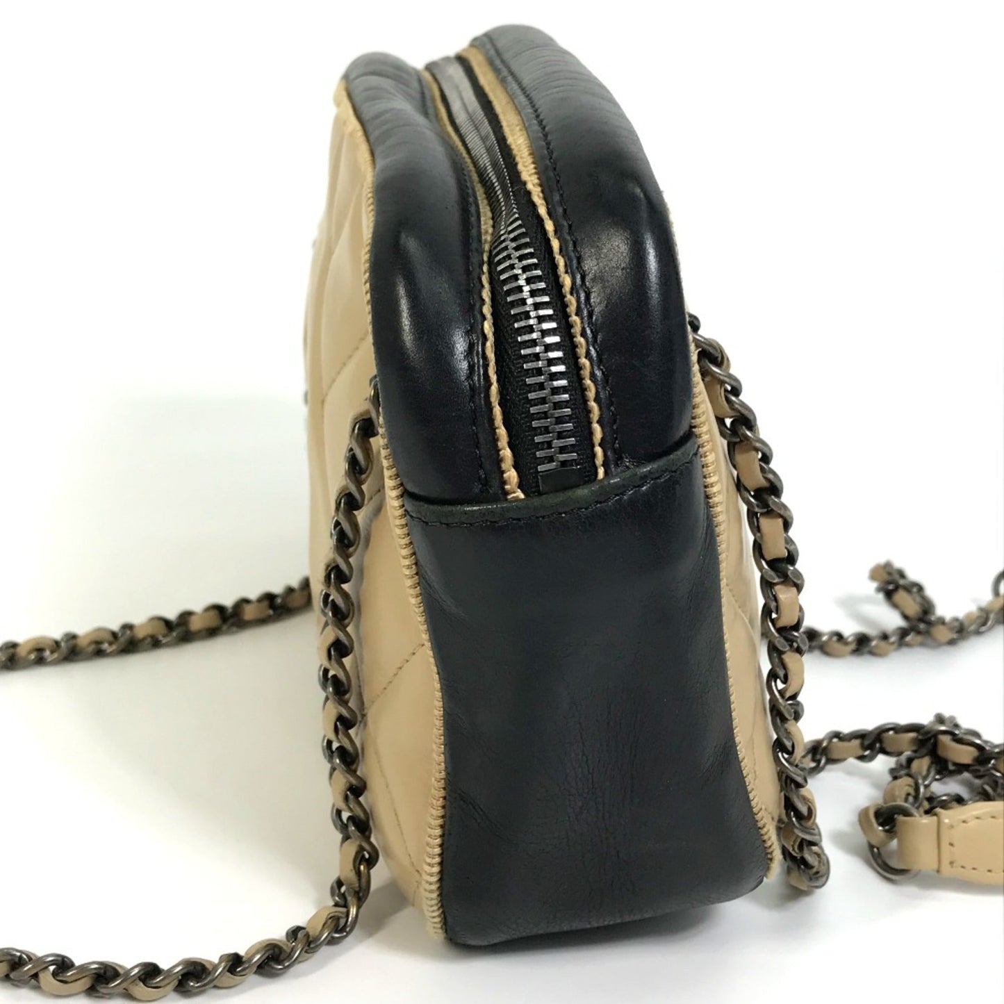 Chanel Beige Leather Shoulder Bag ()