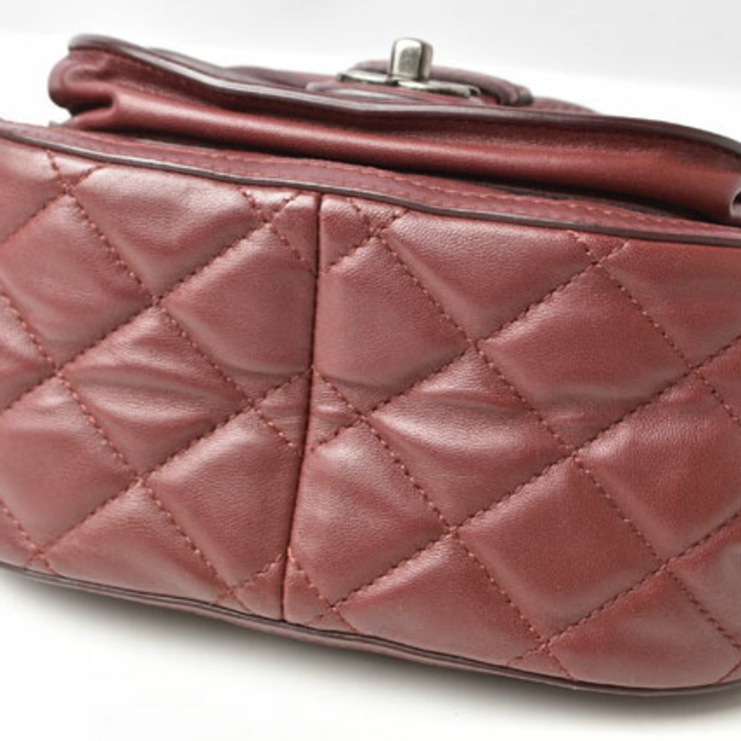 Chanel Bordeaux Saddle Bag Shoulder Bag ()