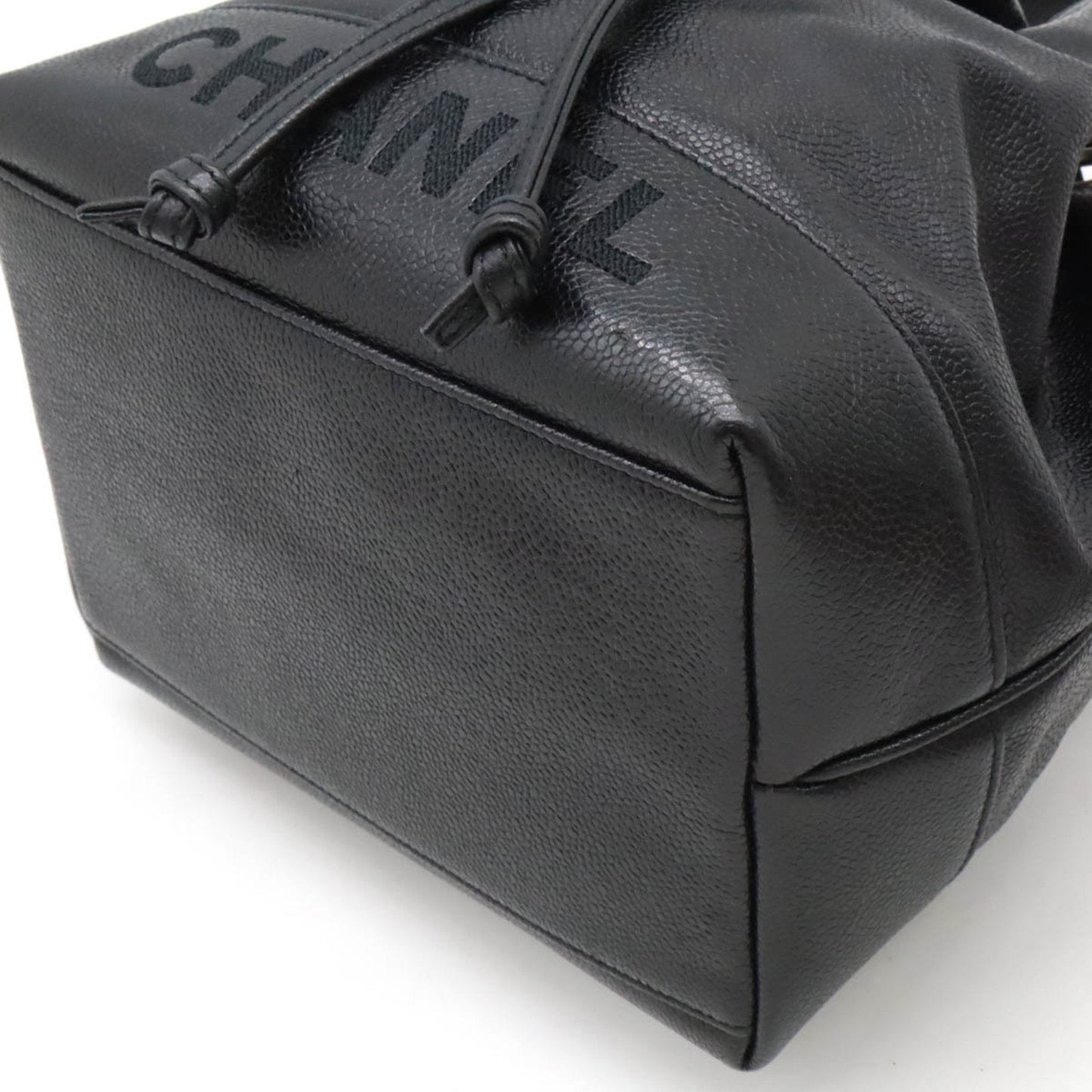 Chanel Black Caviar Leather Shoulder Bag ()