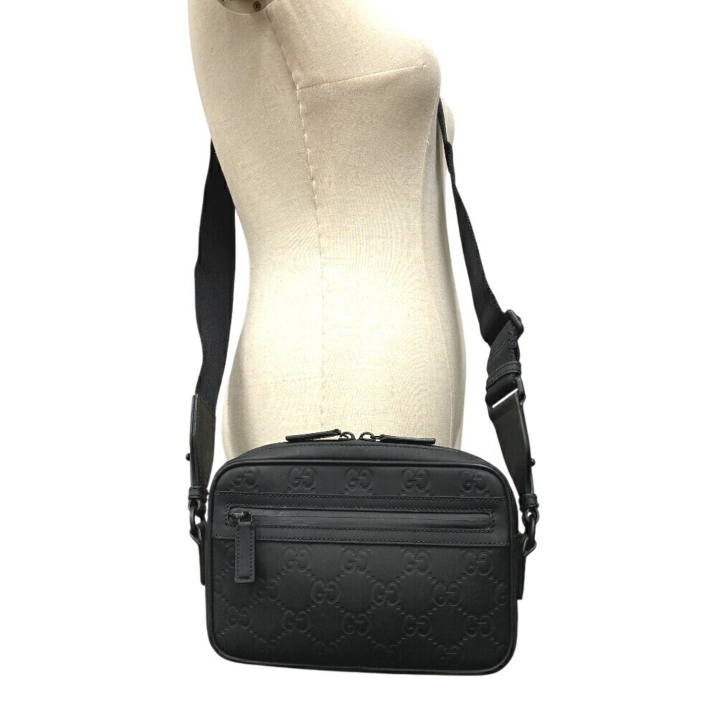 Gucci Black Rubber Shoulder Bag ()