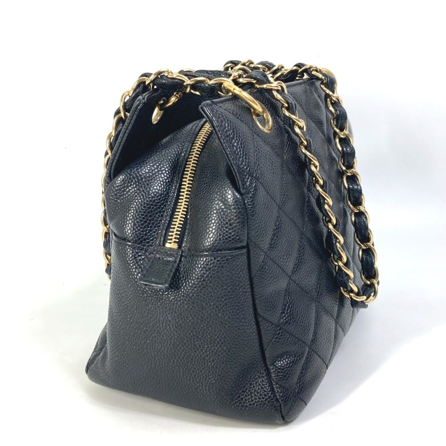 Chanel Black Leather Shoulder Bag ()