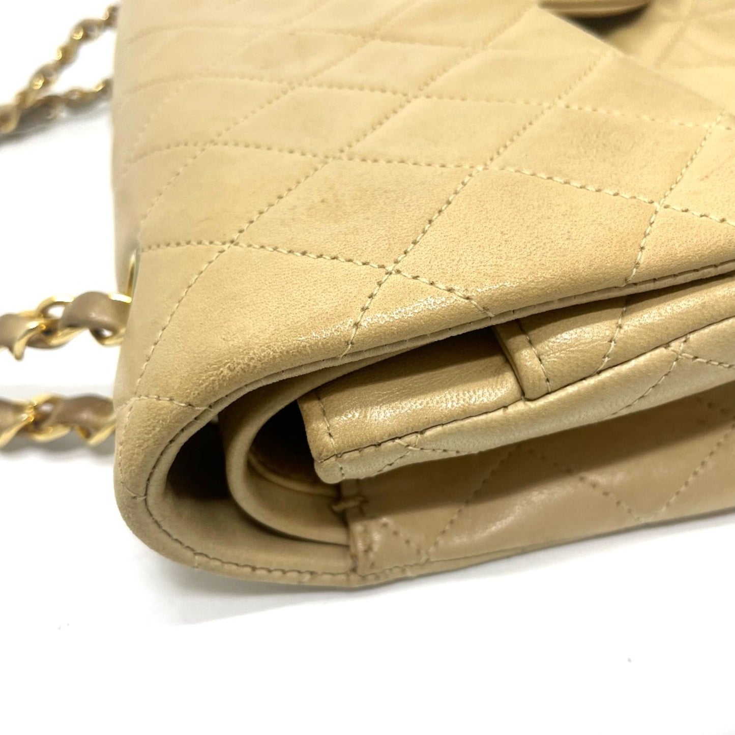 Chanel Beige Leather Shoulder Bag ()