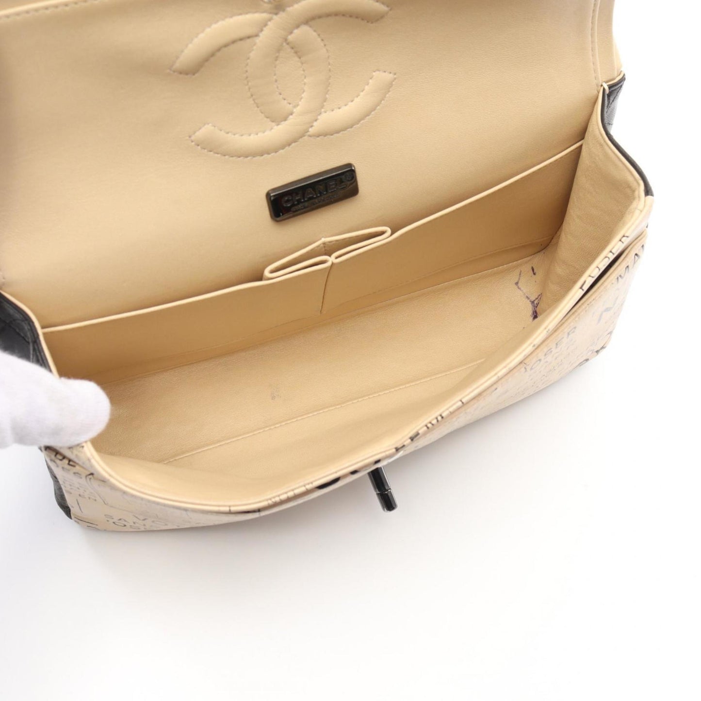 Chanel Beige Black Leather Shoulder Bag ()