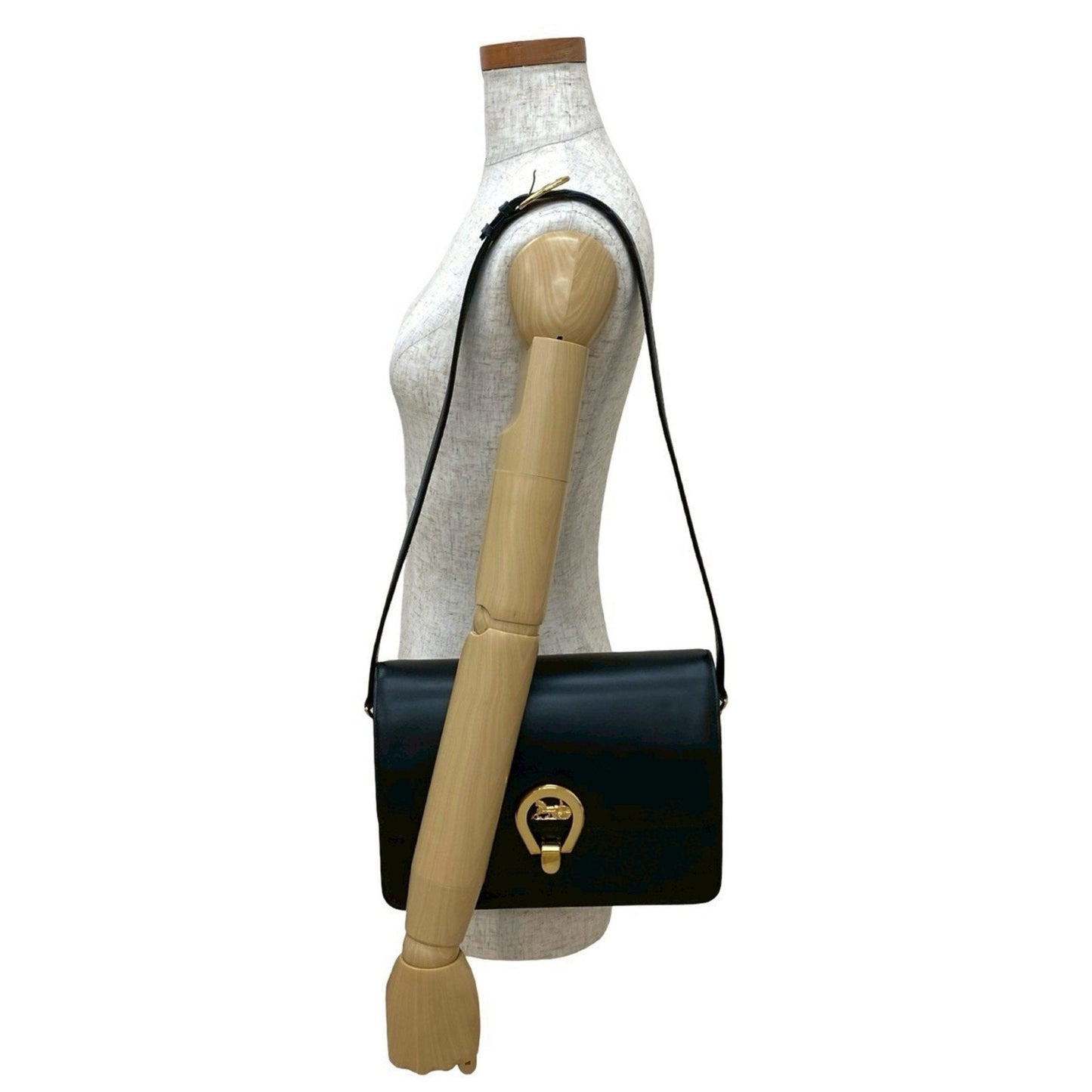 CELINE Horseshoe Leather Semi-Shoulder Bag in Black (29577)