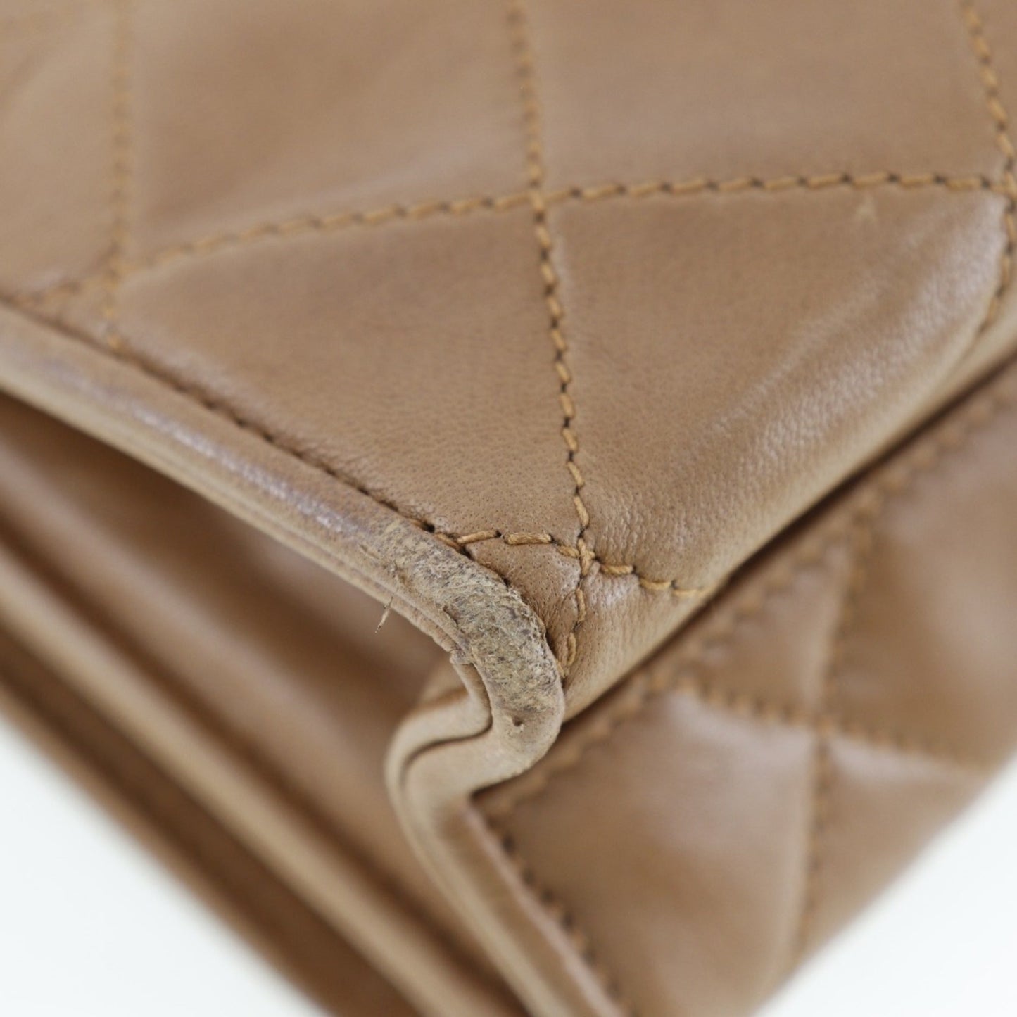 Chanel Beige Leather Handbag ()