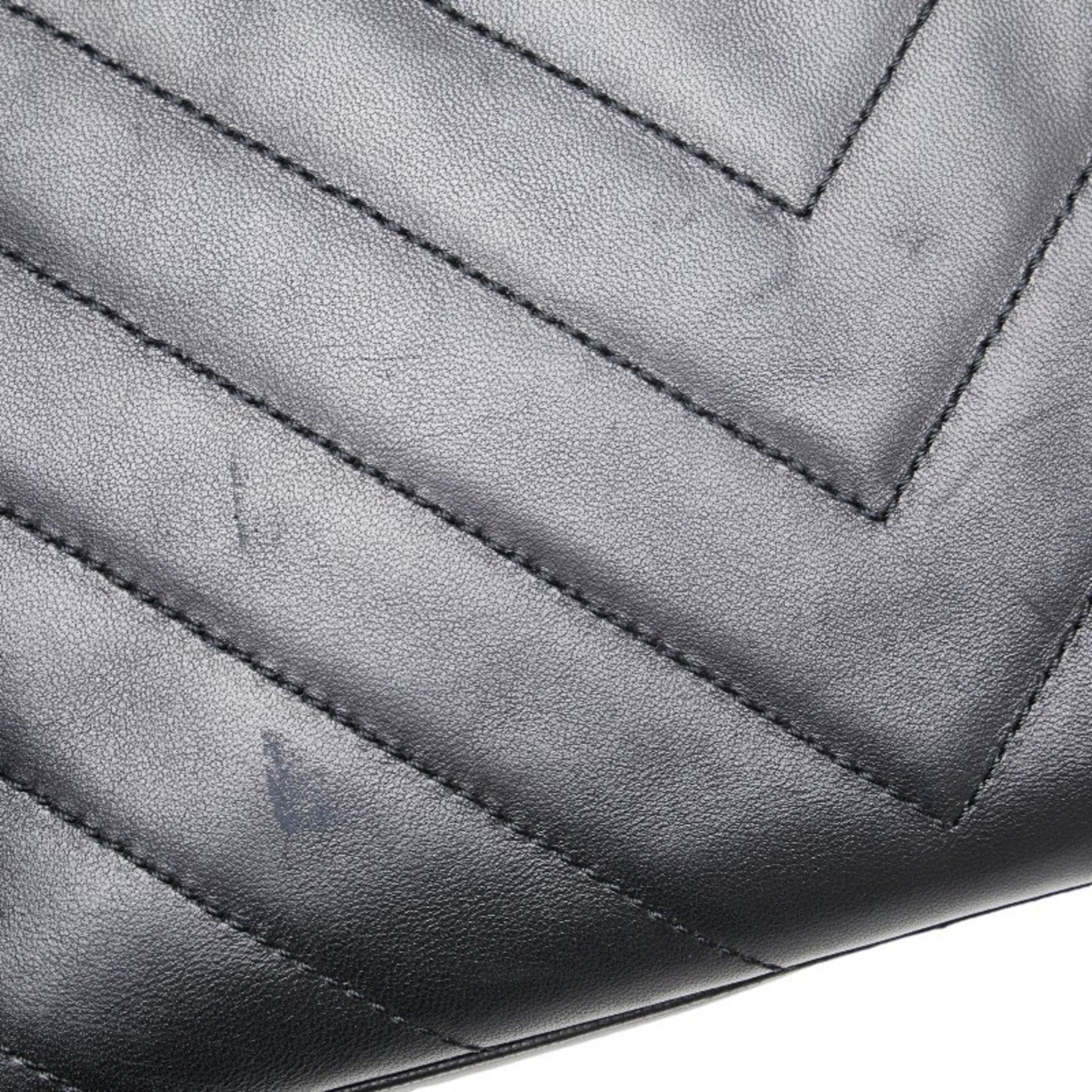 Chanel Black Leather Shoulder Bag ()