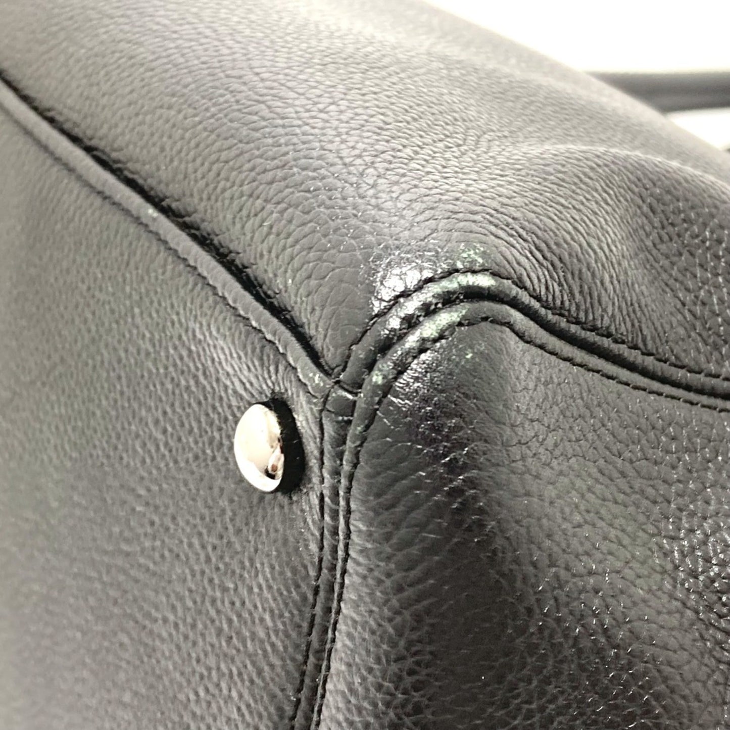 Chanel Black Leather Tote Bag ()