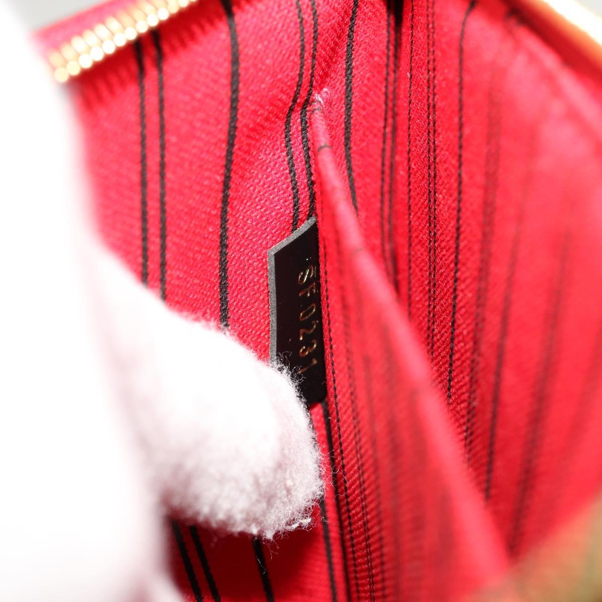 Louis Vuitton Neverfull Pouch Canvas Clutch Bag ()
