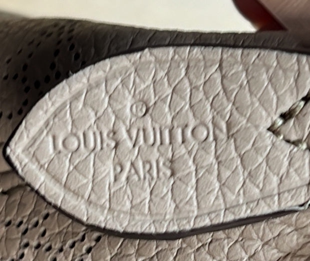 Bella Bucket Bag Mahina Leather