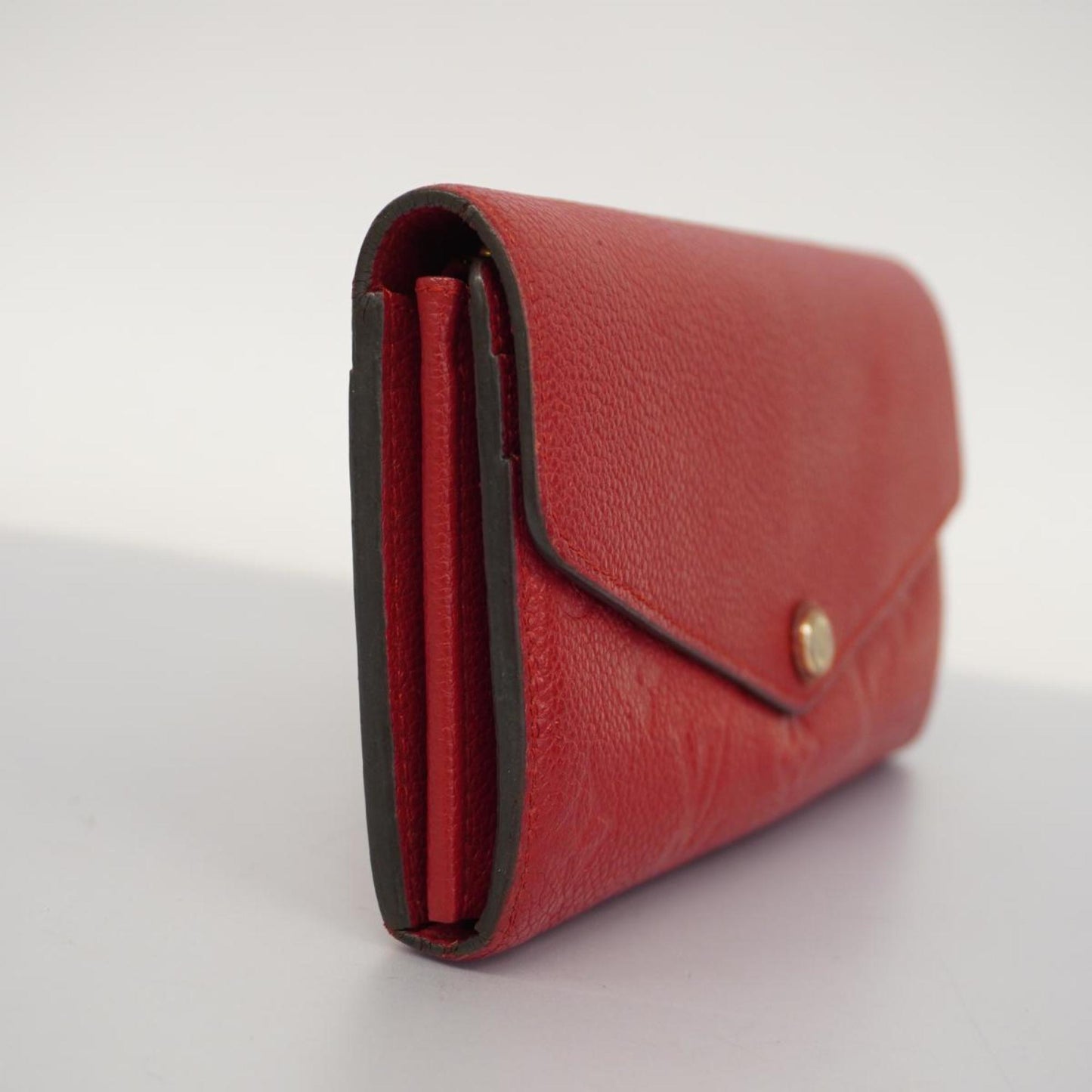 Louis Vuitton Zippy Leather Wallet ()