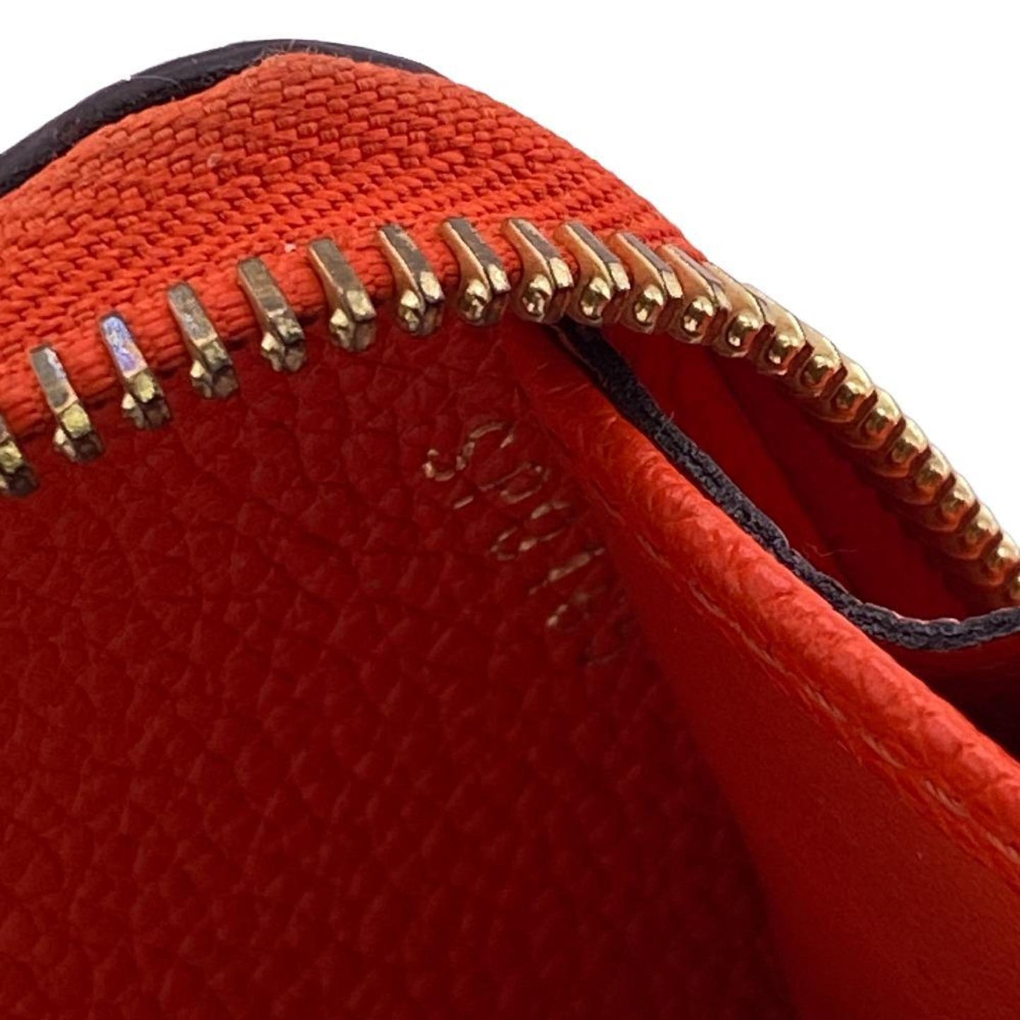 Louis Vuitton Zippy Leather Wallet ()