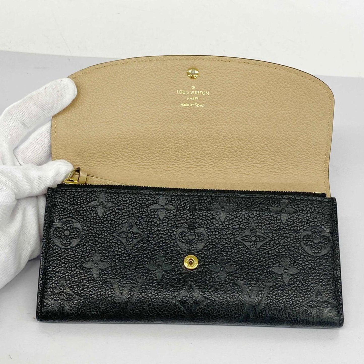 Louis Vuitton Portefeuille Emilie  Leather Wallet  ()
