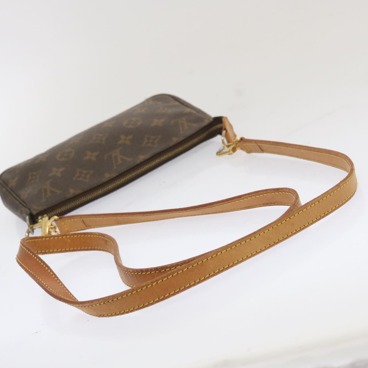 Louis Vuitton Pochette Accessoires Canvas Clutch Bag ()
