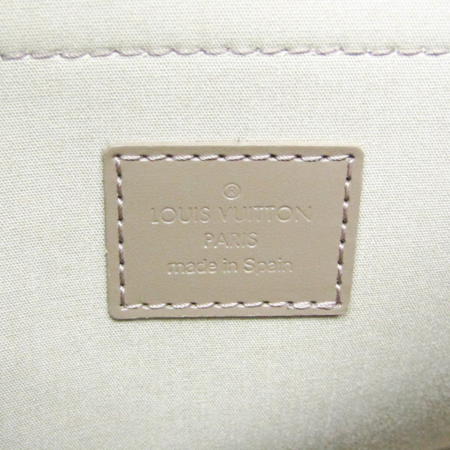 Louis Vuitton Croisette Leather Shoulder Bag ()