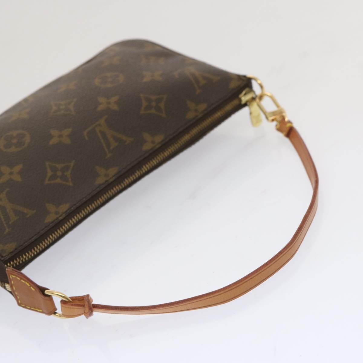 Louis Vuitton Pochette Accessoires Canvas Clutch Bag ()